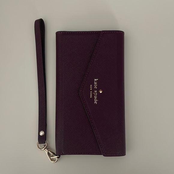 Kate Spade Envelope Wristlet in Burgundy - Picture 1 of 6